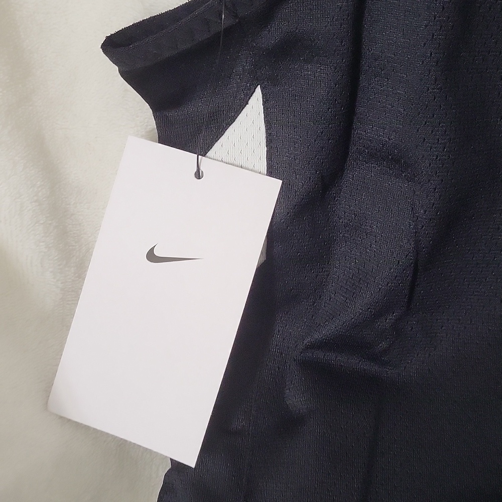 Nike Women's Black and White Athletic Tank Top - Picture 4 of 6